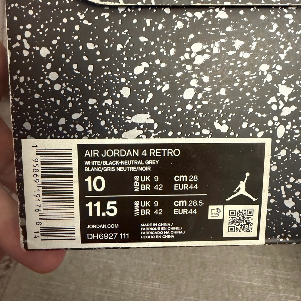 Jordan Speckled Black and White Box